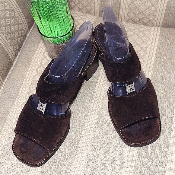 Calvin Klein Double Band Suede Logo Sandals - Picture 14 of 14